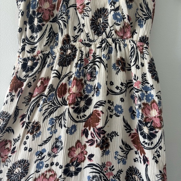 American Eagle Outfitters Floral Print Maxi Dress with Tassles and Keyhole Front - Picture 9 of 9